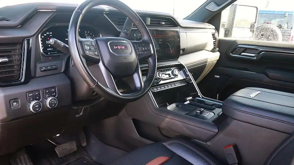 2024 GMC Sierra 2500HD AT4