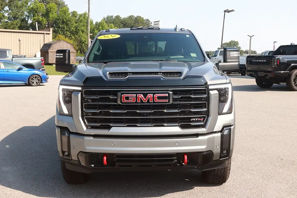 2024 GMC Sierra Hd - $73,520