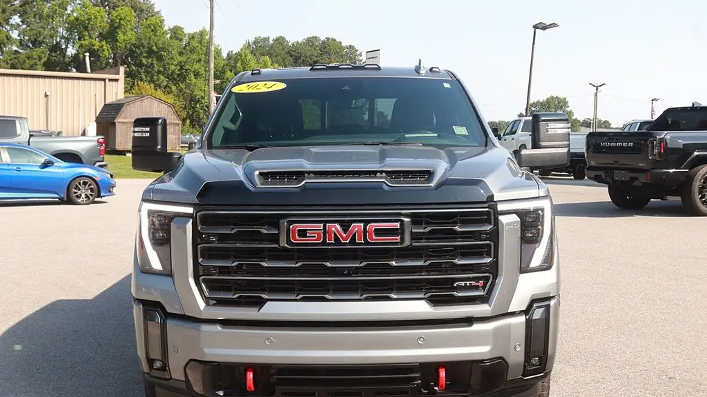 2024 GMC Sierra 2500HD AT4
