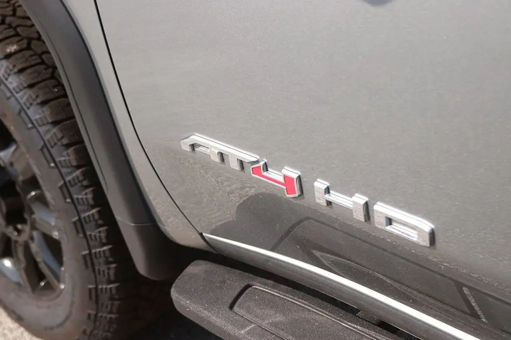 2024 GMC Sierra Hd - $73,520