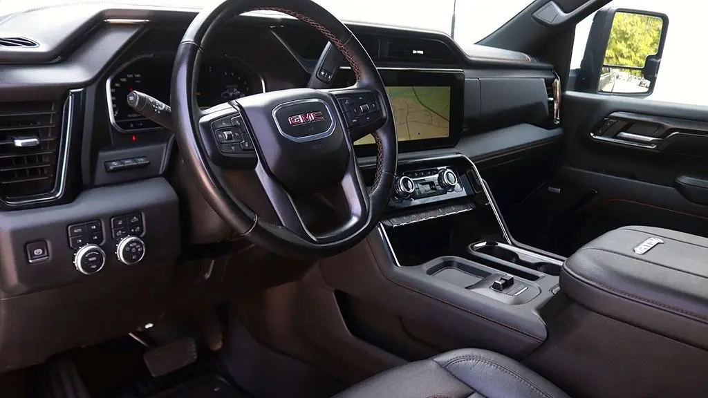 2024 GMC Sierra 2500HD AT4