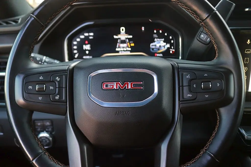 2024 GMC Sierra Hd - $73,520