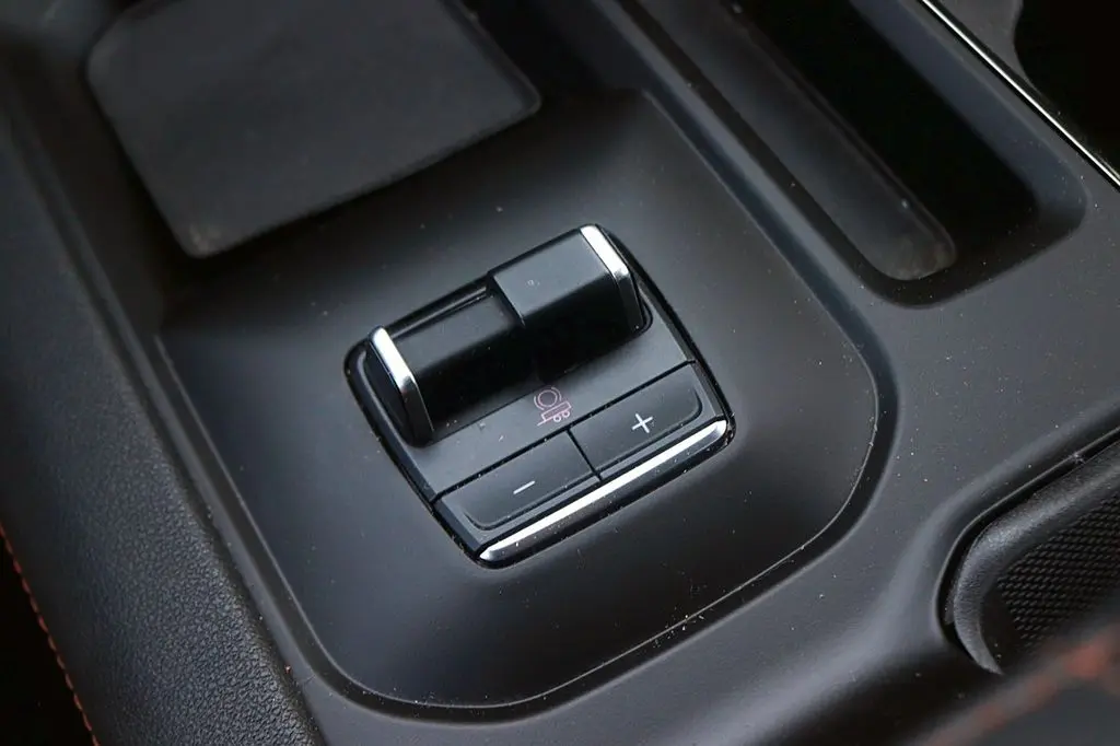 2024 GMC Sierra Hd - $73,520