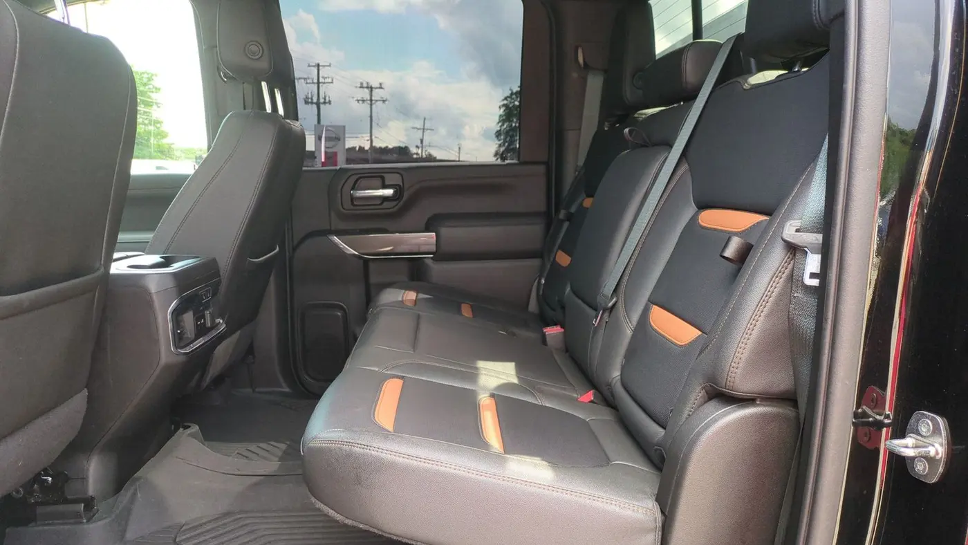 2023 GMC Sierra 2500HD AT4