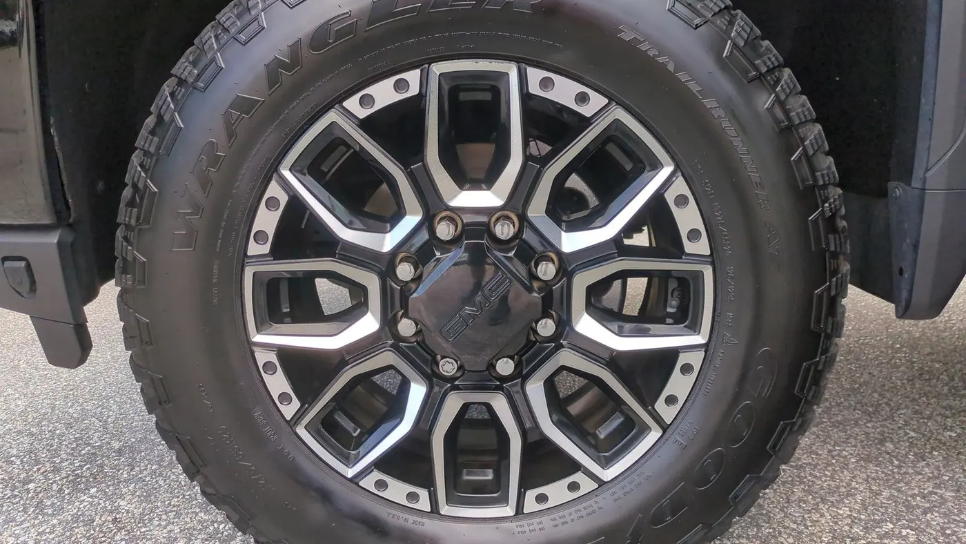 2023 GMC Sierra 2500HD AT4