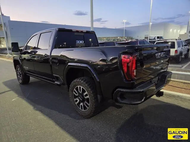 2022 GMC Sierra Hd - $57,888