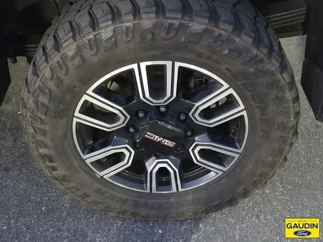 2022 GMC Sierra Hd - $57,888