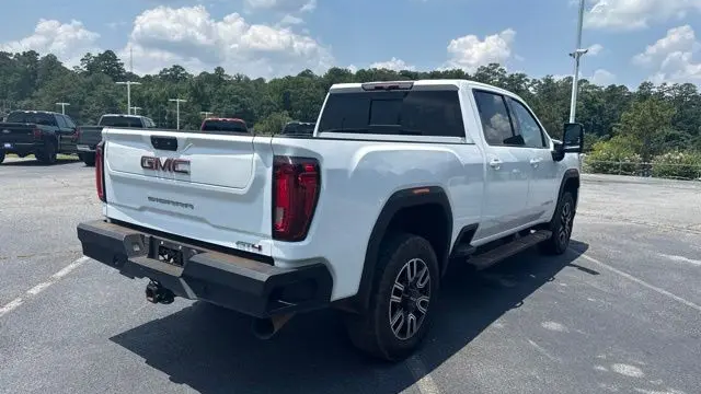 2023 GMC Sierra 2500HD AT4