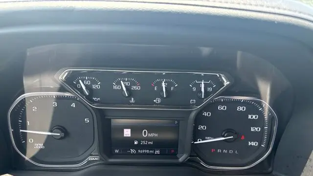 2023 GMC Sierra 2500HD AT4
