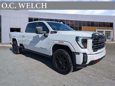 2024 GMC Sierra 2500HD 4X4 AT4 4DR Crew Cab SB