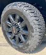 2024 Sierra 2500HD Thumbnail 18