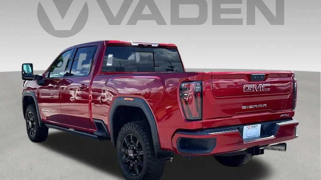 2024 GMC Sierra 2500HD AT4