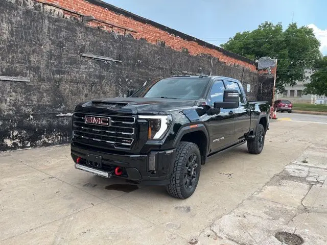 2024 GMC Sierra Hd - $68,205