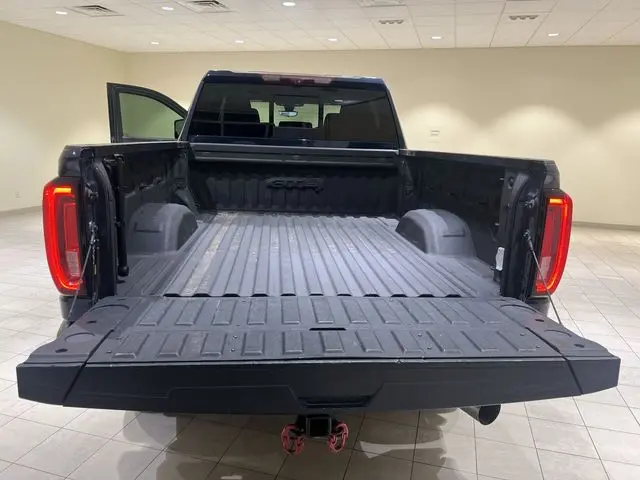 2022 GMC Sierra Hd - $55,815