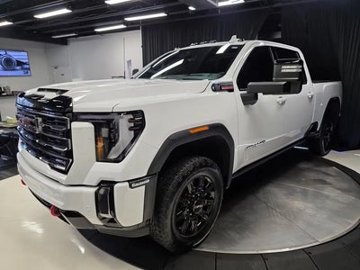 2024 GMC Sierra 2500HD 4X4 AT4 4DR Crew Cab SB
