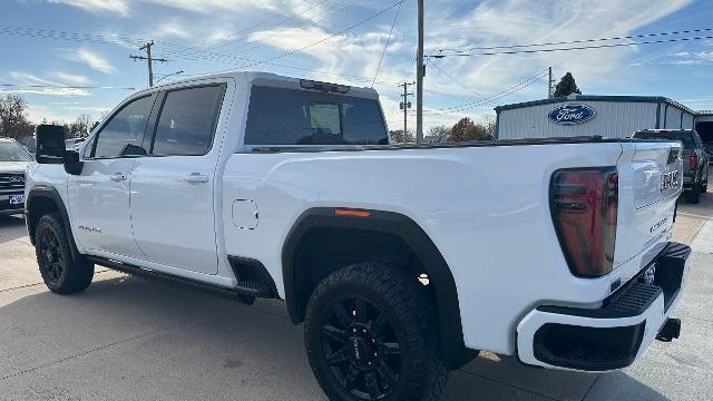 2024 GMC Sierra 2500HD AT4
