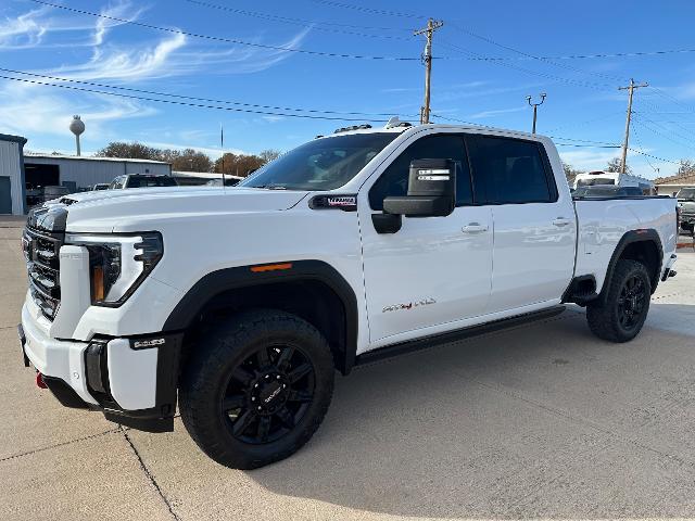 2024 GMC Sierra Hd - $67,900