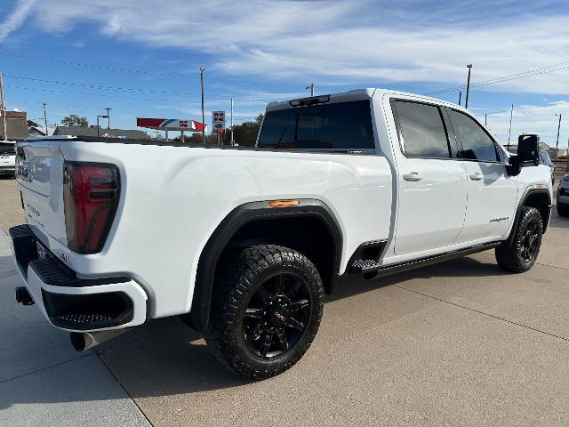 2024 GMC Sierra Hd - $67,900