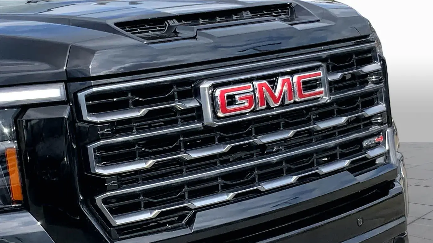 2024 GMC Sierra 2500HD AT4