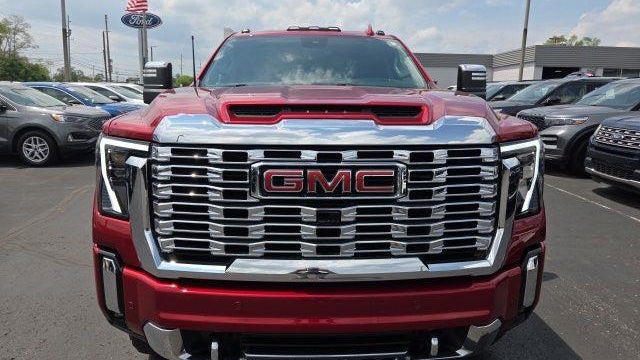 2024 GMC Sierra 2500HD Denali