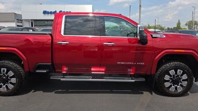 2024 GMC Sierra 2500HD Denali