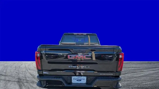 2024 GMC Sierra 2500HD Denali