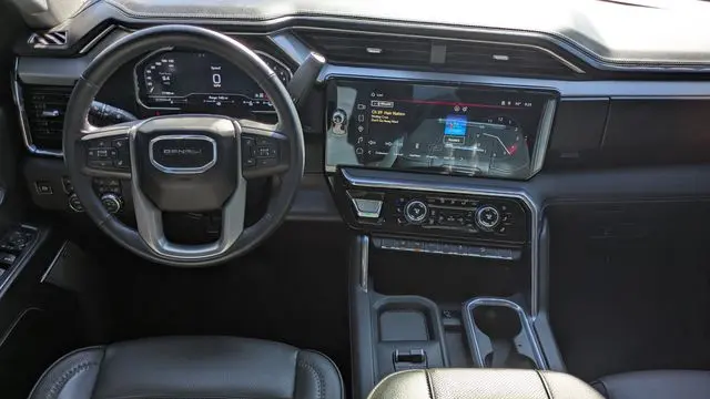 2024 GMC Sierra 2500HD Denali
