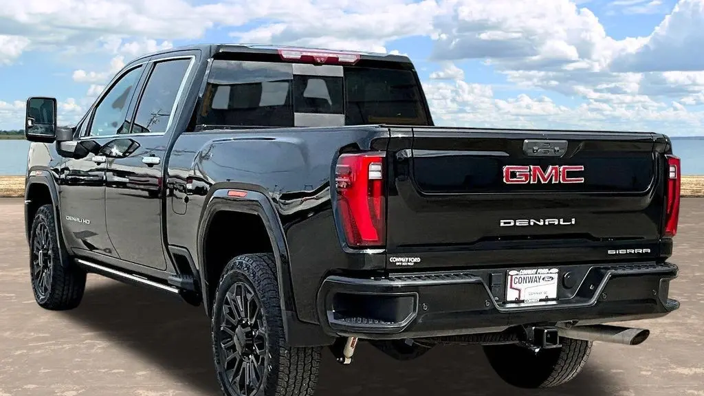2024 GMC Sierra 2500HD Denali