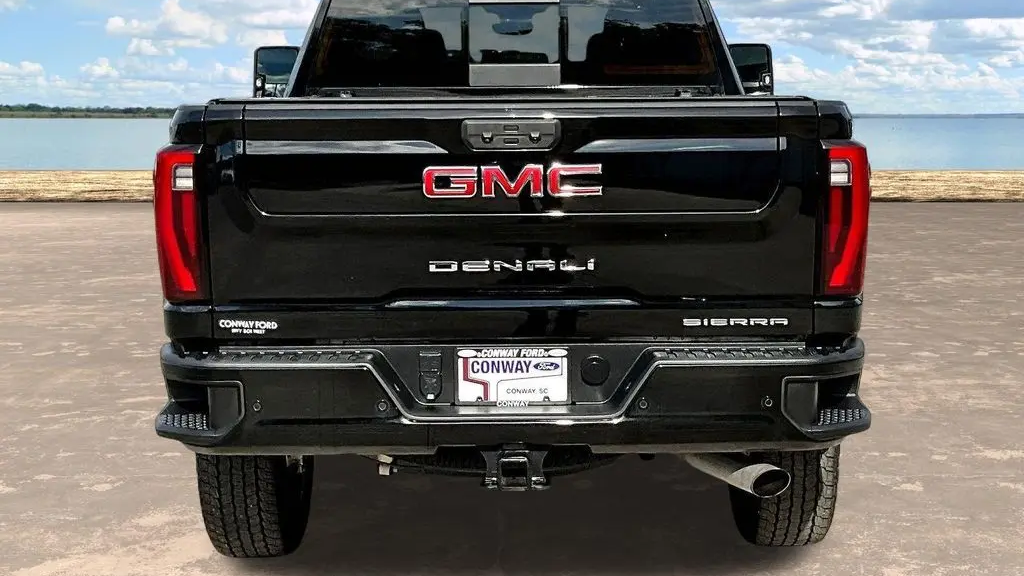 2024 GMC Sierra 2500HD Denali