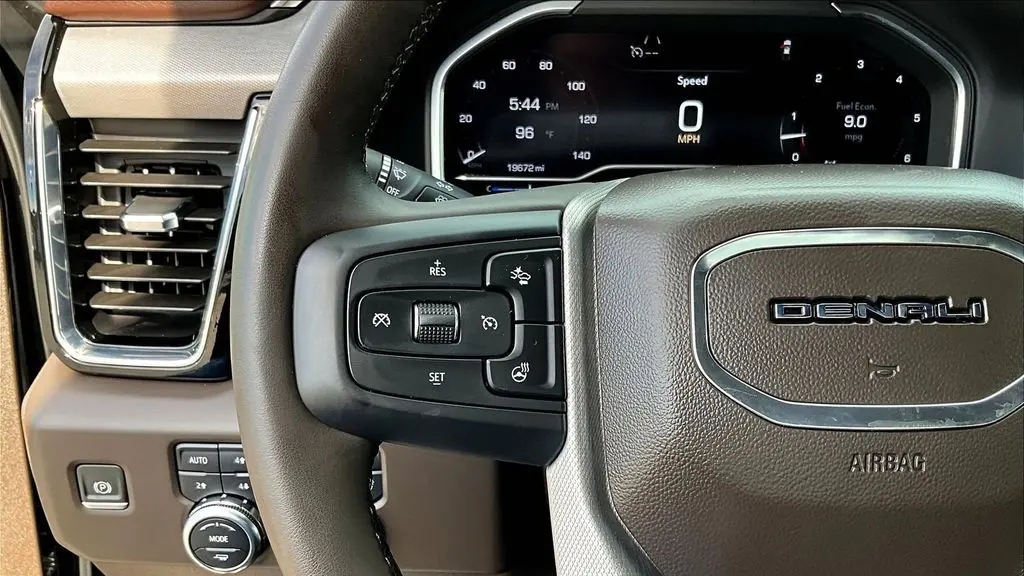 2024 GMC Sierra 2500HD Denali