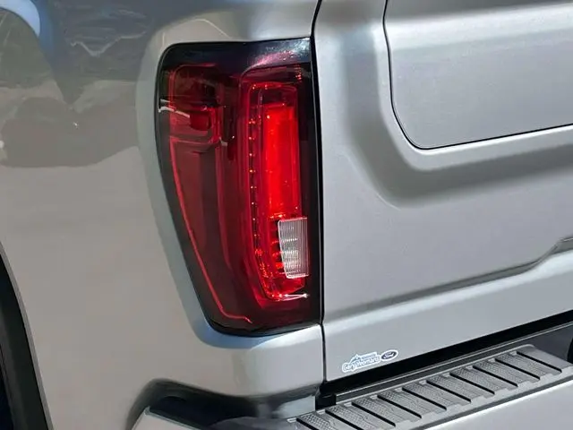 2022 GMC Sierra Hd - $59,849