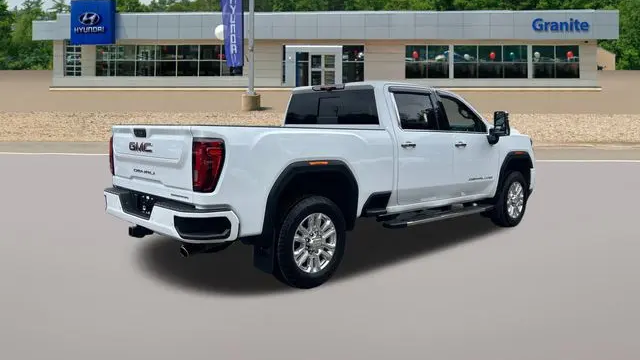 2022 GMC Sierra 2500HD Denali