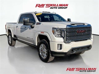 2022 GMC Sierra 2500HD with White Frost Tricoat Exterior