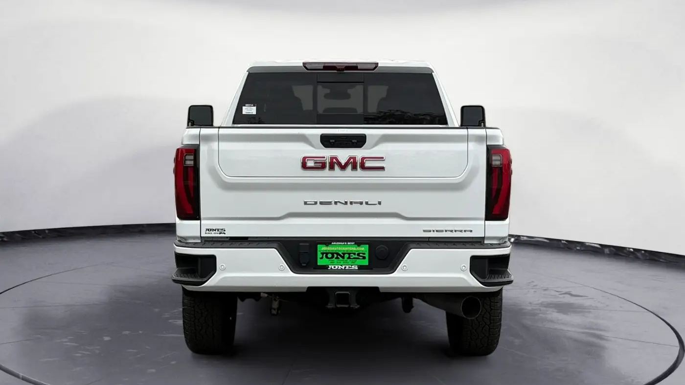 2024 GMC Sierra 2500HD Denali