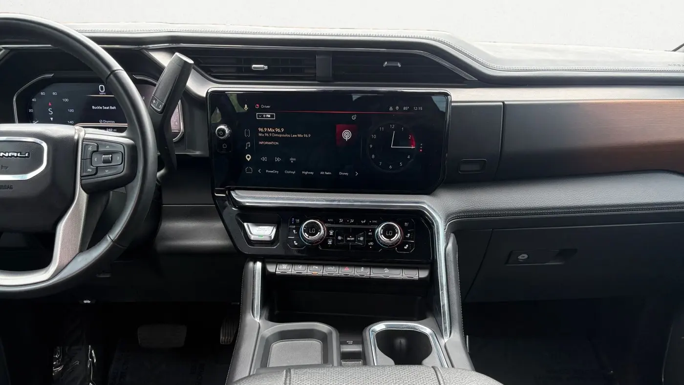 2024 GMC Sierra 2500HD Denali