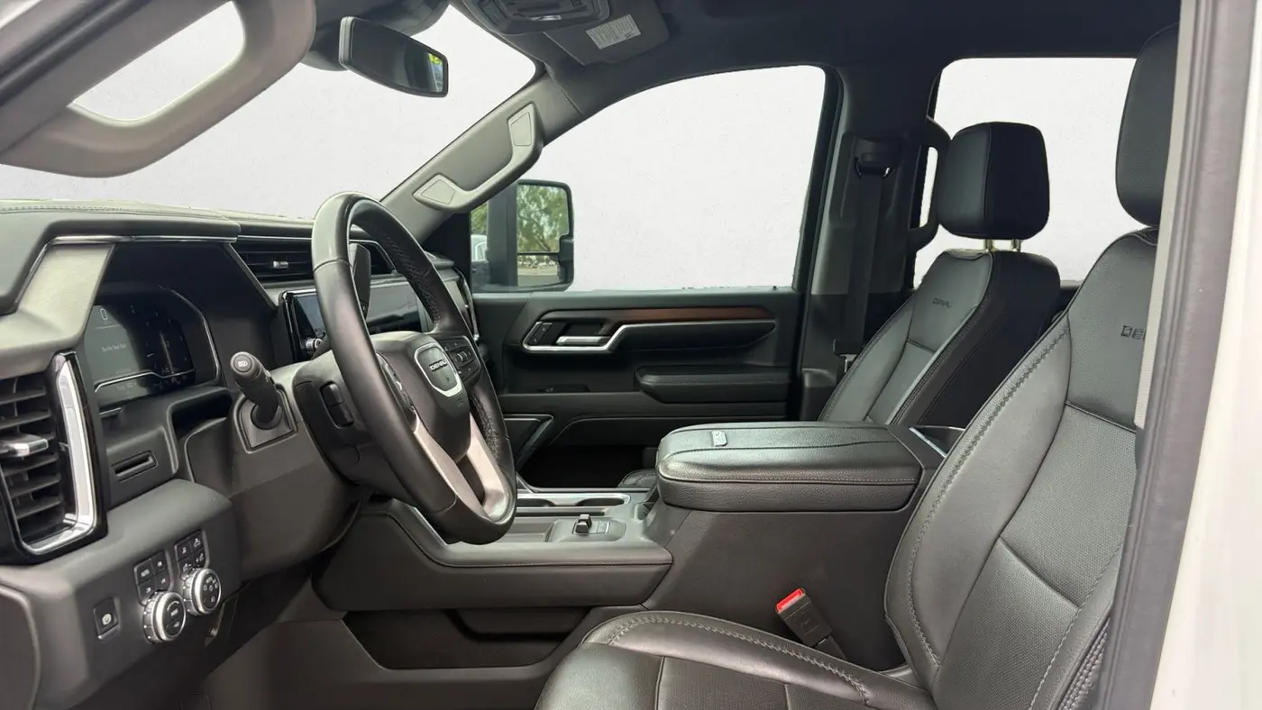 2024 GMC Sierra 2500HD Denali
