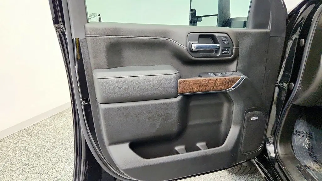 2022 GMC Sierra Hd - $54,795