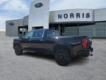 2024 Sierra 2500HD Thumbnail 3