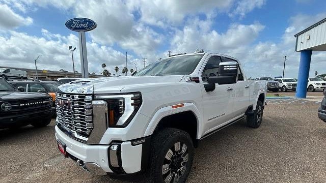 2024 GMC Sierra 2500HD Denali
