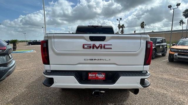 2024 GMC Sierra 2500HD Denali