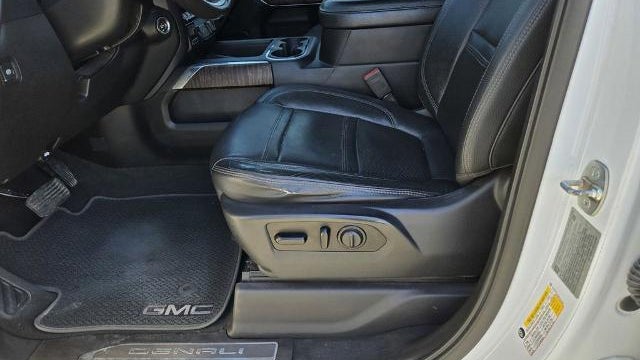 2021 GMC Sierra 2500HD Denali