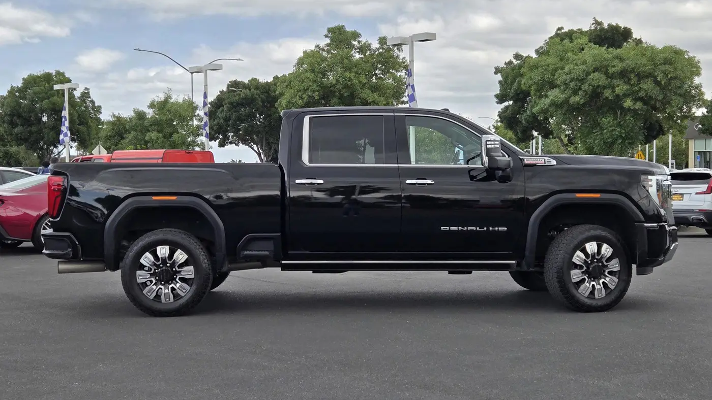 2024 GMC Sierra 2500HD Denali