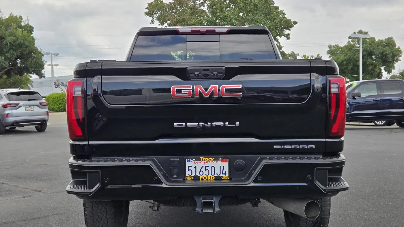 2024 GMC Sierra 2500HD Denali