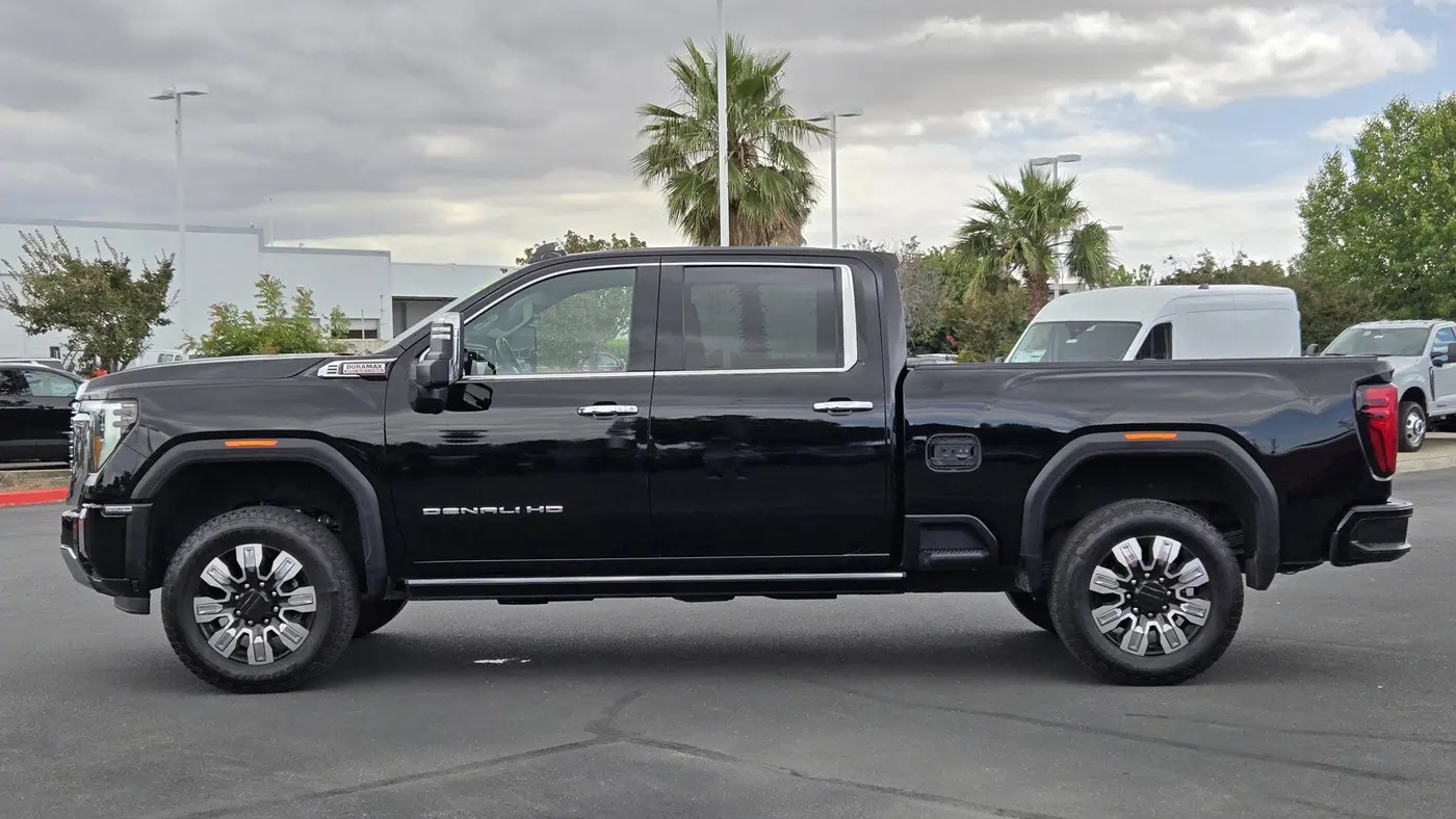 2024 GMC Sierra 2500HD Denali