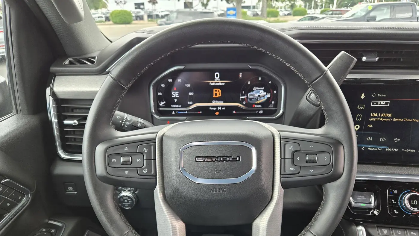 2024 GMC Sierra 2500HD Denali