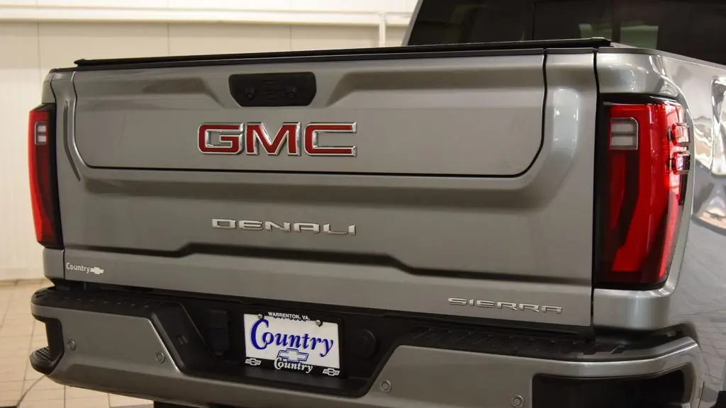 2024 GMC Sierra 2500HD Denali
