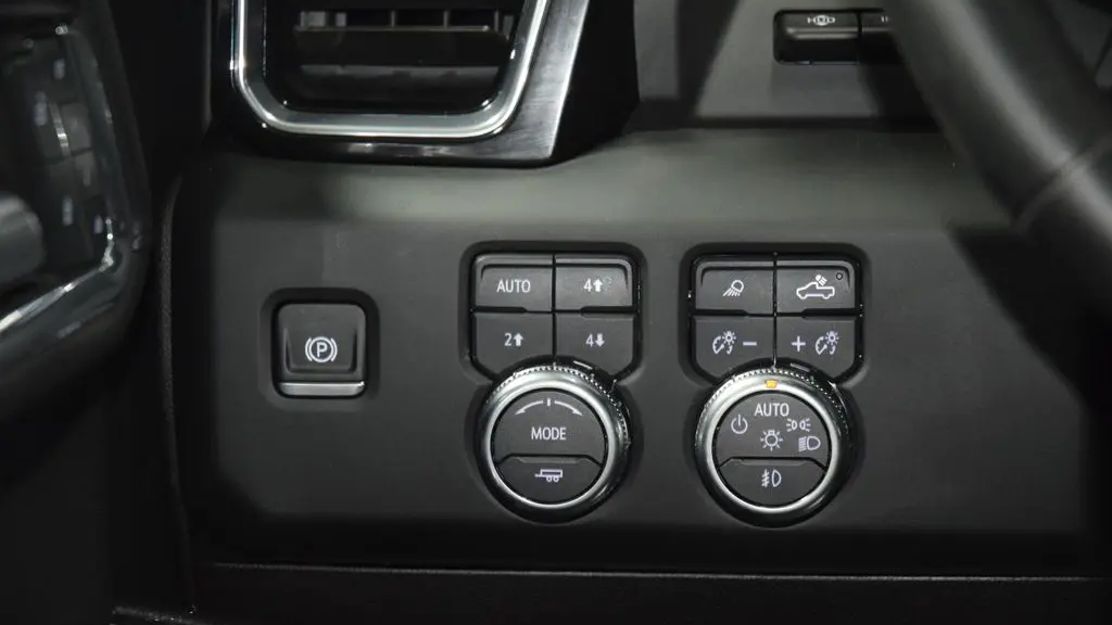 2024 GMC Sierra 2500HD Denali