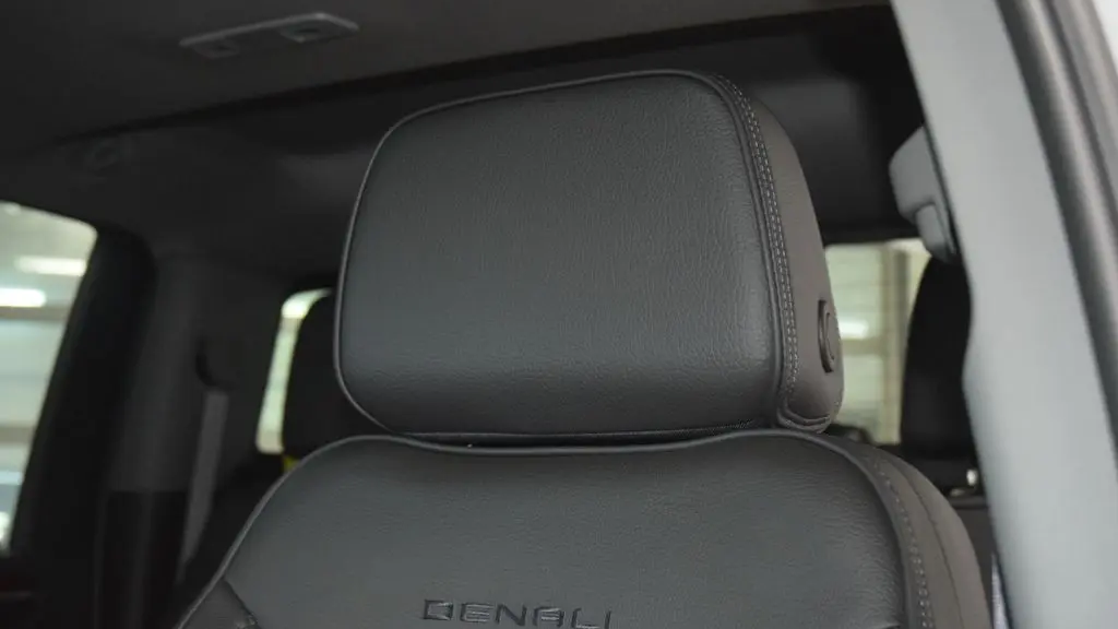 2024 GMC Sierra 2500HD Denali