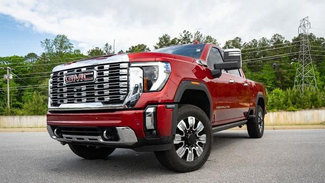 2024 GMC Sierra 2500HD Denali