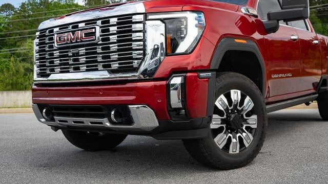2024 GMC Sierra 2500HD Denali